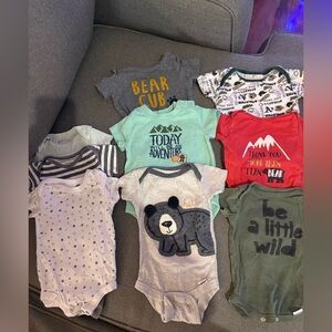 Newborn 0-3 Month Baby Clothes Lot
